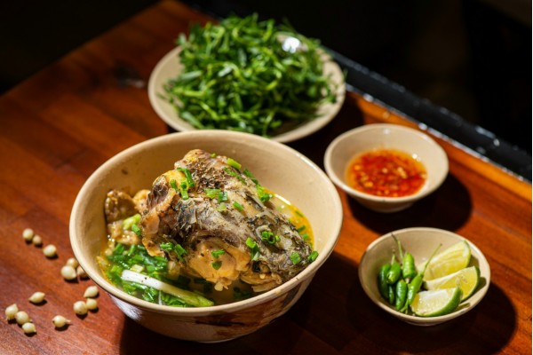 Bánh Canh Huế Phú Lộc - Nơi tồn tại hương vị của Cố Đô